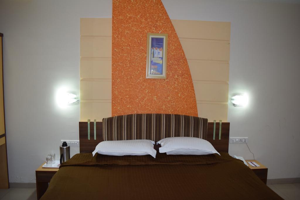 Hotel Jai Residency Gāndhīdhām Zimmer foto